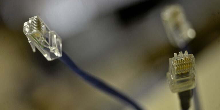 Gatonet: investigação mira fornecimento de internet por facções no RJ gatonet:-investigacao-mira-fornecimento-de-internet-por-faccoes-no-rj