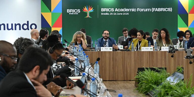 Ipea lança documento que reúne todas as ações do Brics desde o início ipea-lanca-documento-que-reune-todas-as-acoes-do-brics-desde-o-inicio