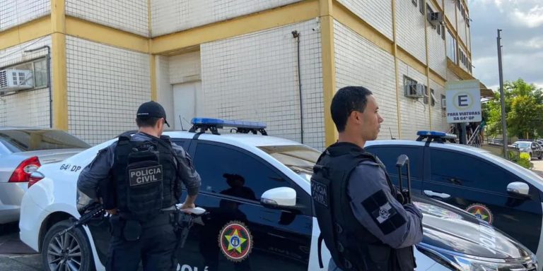 Operação no RJ mira esquema de cooperação de PMs com Comando Vermelho operacao-no-rj-mira-esquema-de-cooperacao-de-pms-com-comando-vermelho